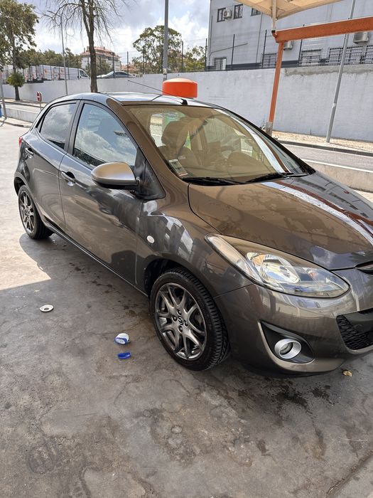 Mazda 2 Advance Navi — 2014