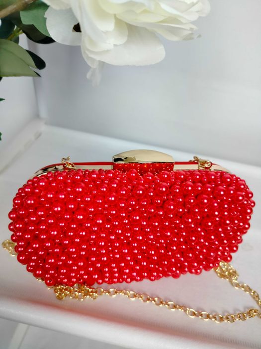 Nowa czerwona kopertówka damska z perłami perełkami glamur