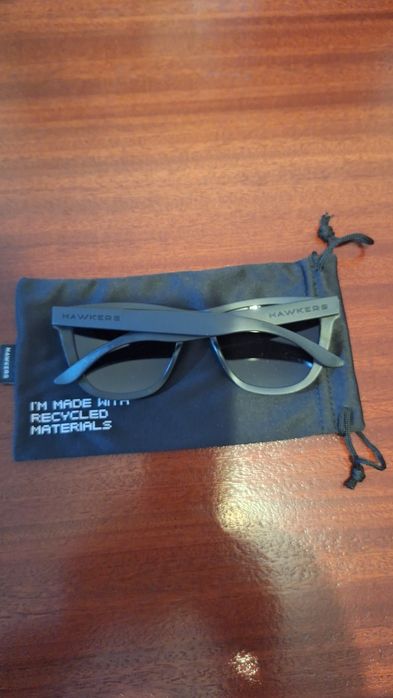 Vendo óculos sol, marca Hawkers