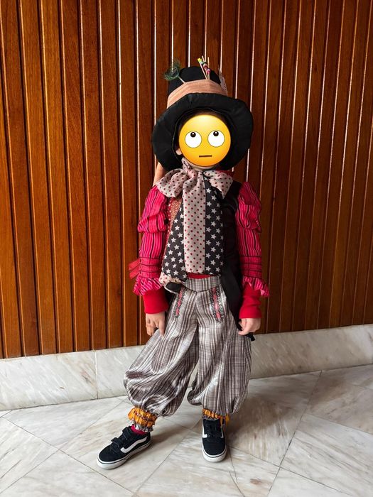 Traje disfarce da Disney de Alice do pais das maravilha (através do es