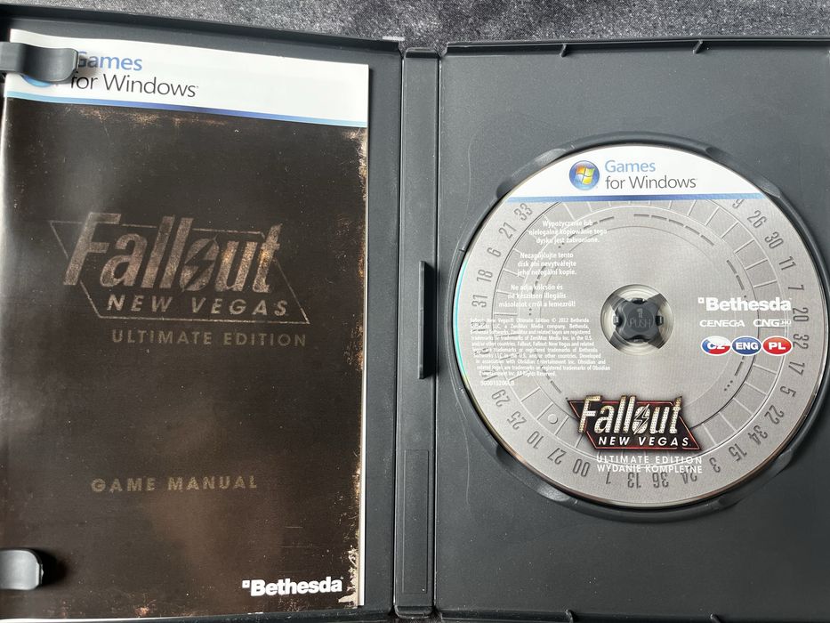 Gry na PC Fallout 1, 2, Tactics, 3 GOTY, New Vegas Ultimate Edition, 4