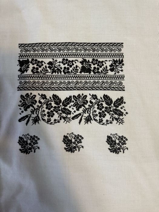 Вишита заготовка жіночої сорочки не зшита