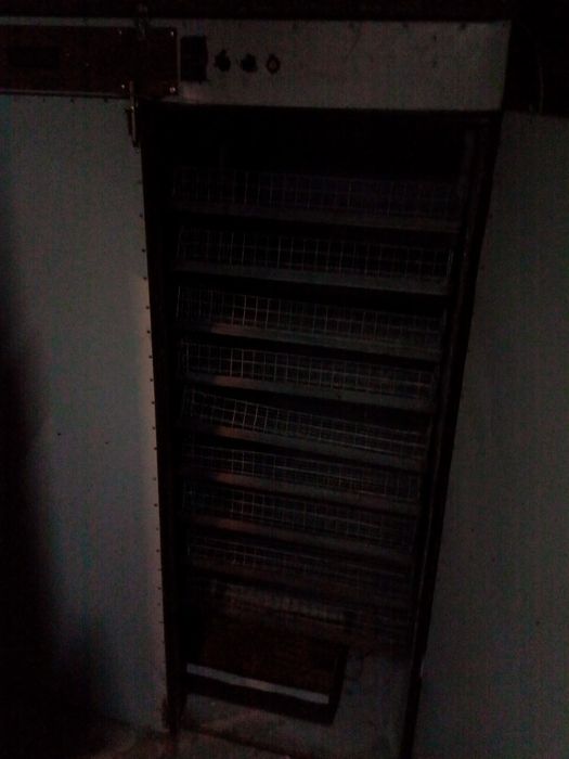 Продам инкубатор