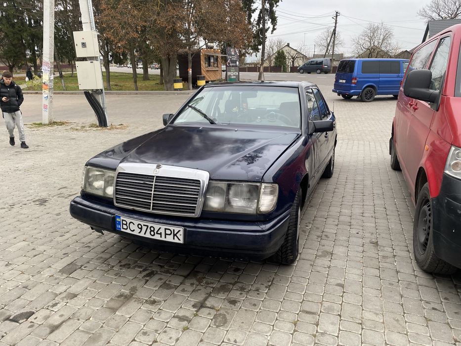 Продам терміново мерседес 124 та део нексія