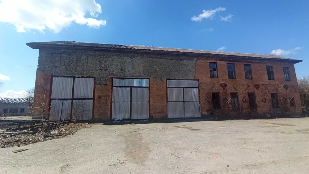 Продається/здається в оренду виробнича база