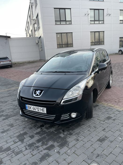 Peugeot 5008 2.0 2011