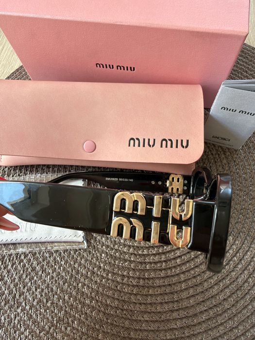Okulary przeciwsłoneczne MIU MIU