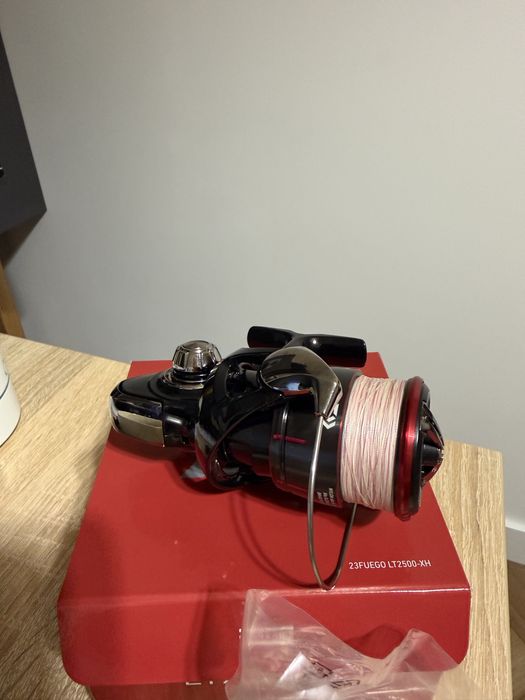 Kolowrotek Daiwa FUEGO LT 2500 XH