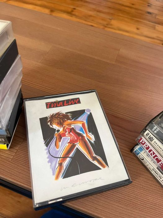 Cassetes música variada