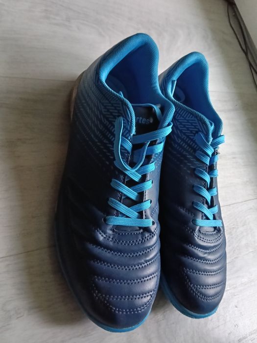 Martes turfy rozm.40 buty sportowe