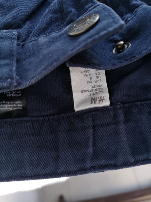 Granatowe eleganckie materiałowe regulowane spodnie h&m 134