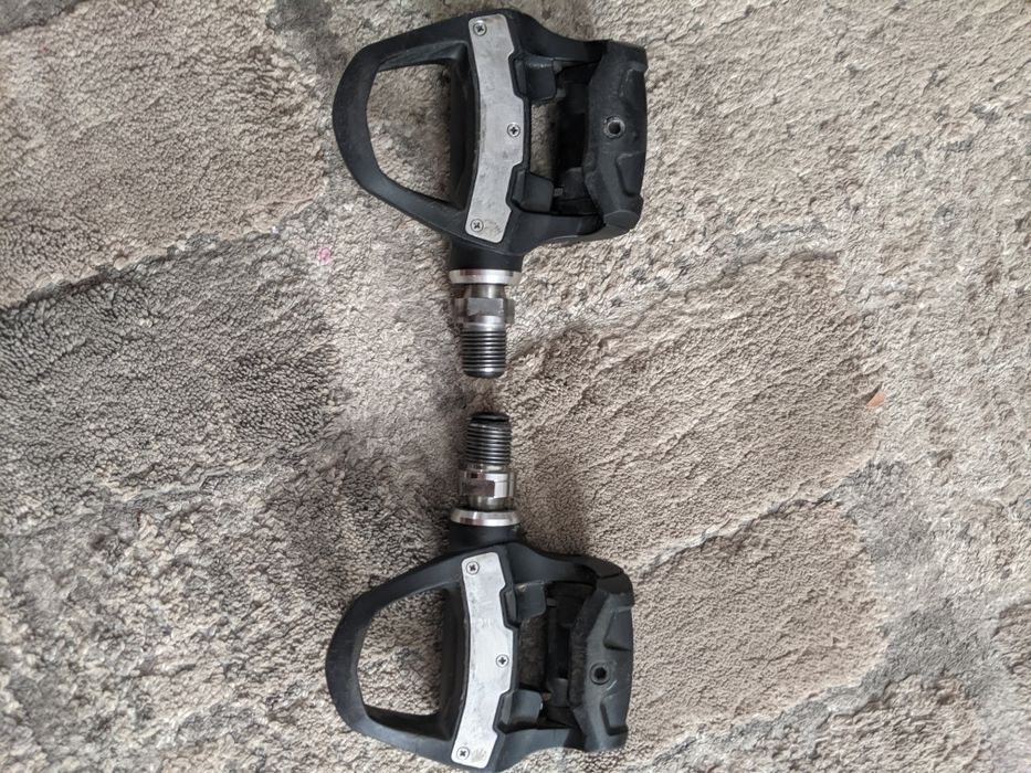 Продам педалі Garmin Vector 3