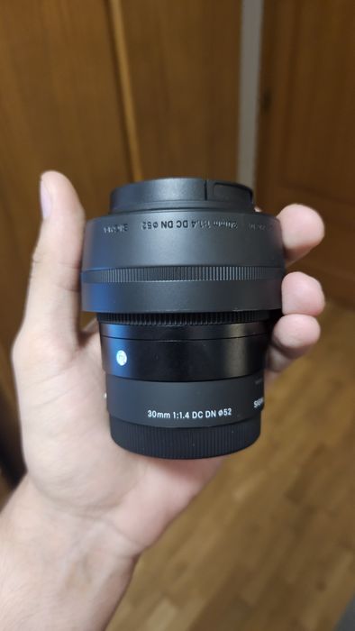 Lente Sigma 30mm f/1.4 DC DN - Objetiva E Mount para Sony