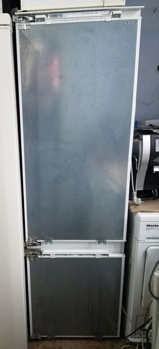 Холодильник Siemens вбудований,безфасадний