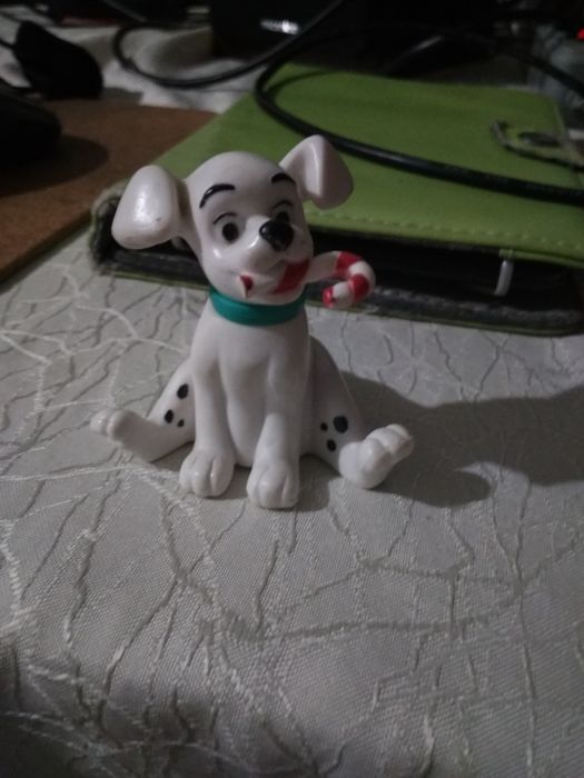 Статуэтки, магниты на холодильник