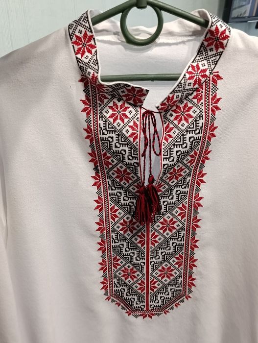 Чоловіча вишиванка р.48