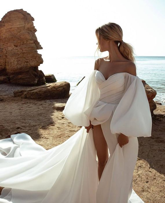 Продам весільну сукню! В ідеальному стані!
Весільний салон: WOW SOFI