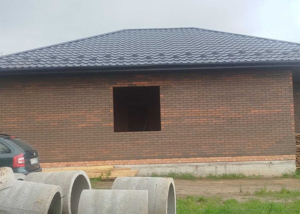 Продаж 1 поверхового будинку з ділянкою