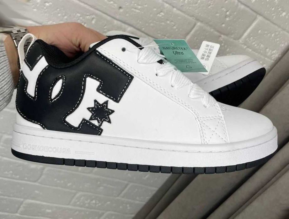 Унисекс кожаные кроссовки DC Shoes Slayer Court Graffik кросівки дс