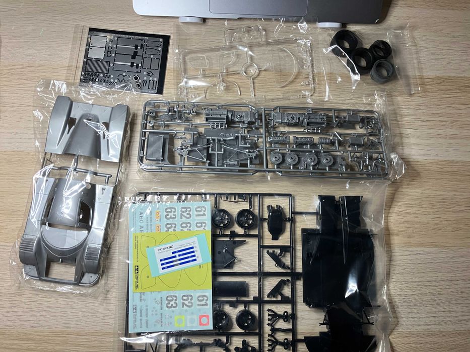 Tamiya Sauber-Mercedes C9 1989 1/24 Novo + Produtos Tamiya