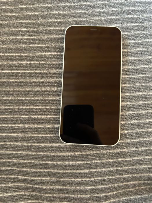 Sprzedam telefon iphone 12
