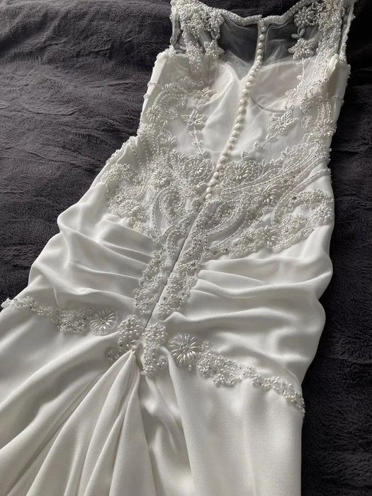 Suknia ślubna ILSACO, syrena, tren, ecru.