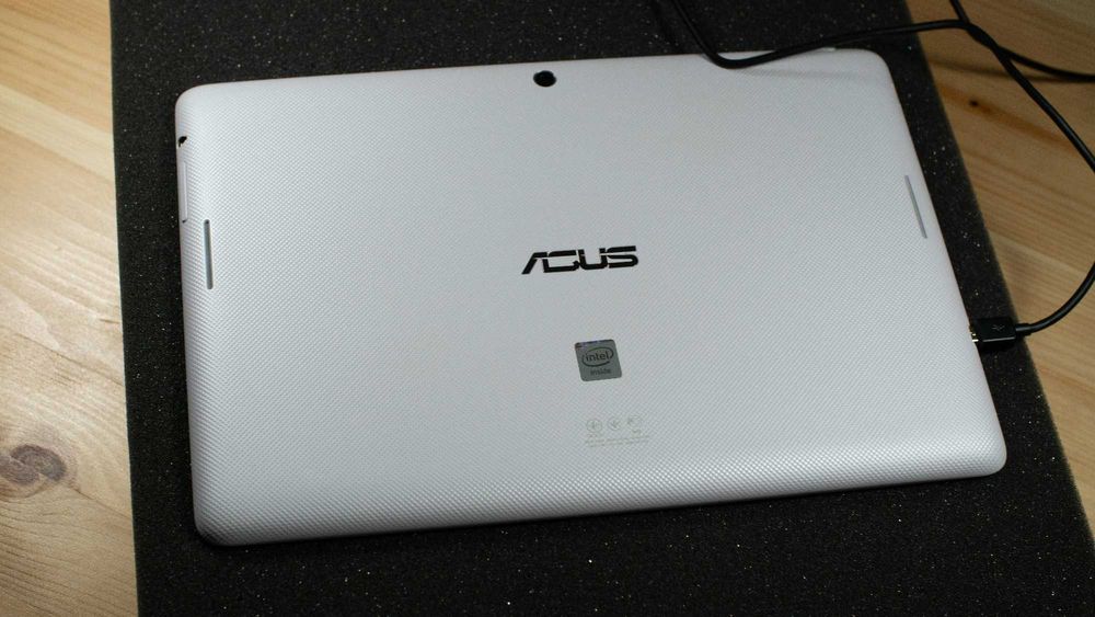 Планшет Asus MeMO Pad FHD 10 ME302C