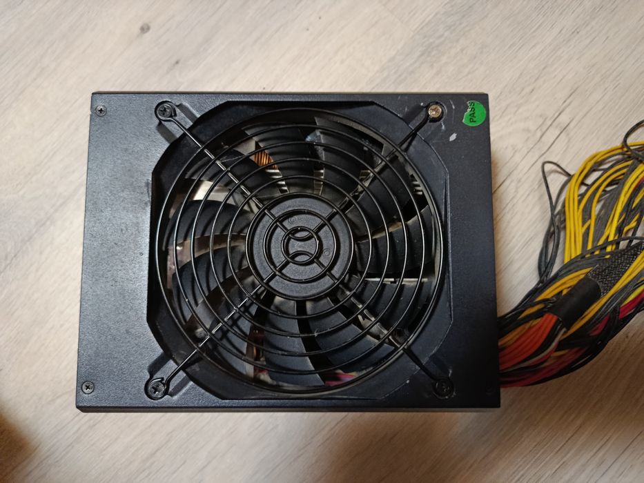 Блок питания 1300W (KW-1300PG) ATX 90+ Gold