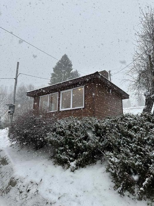 Здається житло село Плав'я