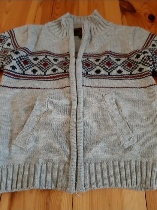 Sweterek ideał 98/104