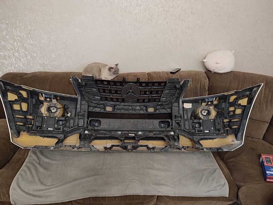 Передний бампер mercedes ml 63 amg w164
