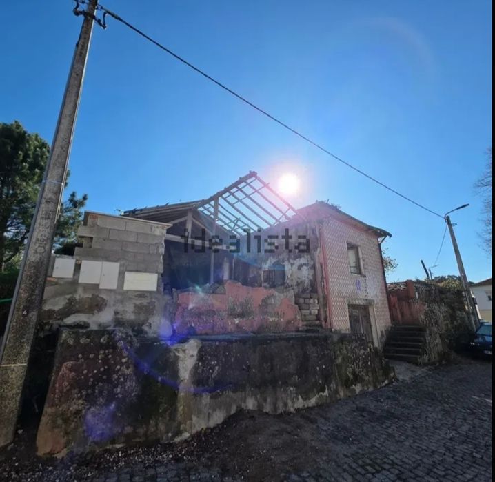 Moradia para reconstruir