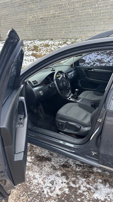 Продам пасат б7. 2011р