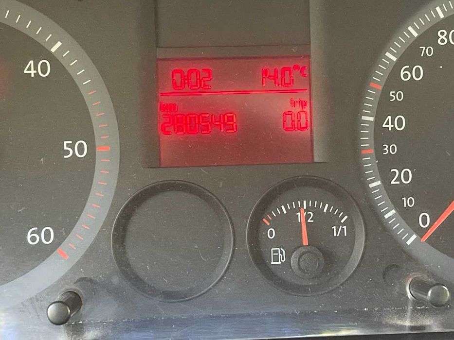 Volkswagen Caddy 2006 рік пасажир