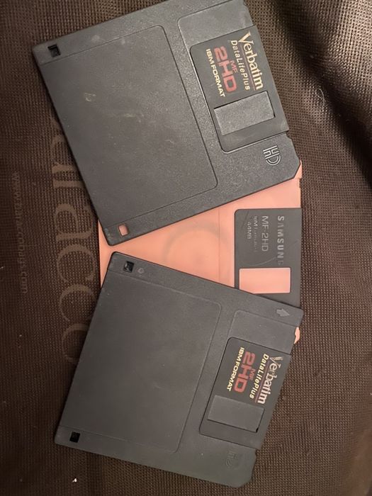 Компьютерные дискеты 2 Нd