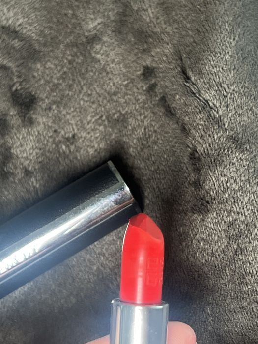 Givenchy Le Rouge Interdit 306 – pomadka luksusowa