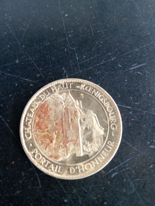 medalha de coleção para entrar em castelo