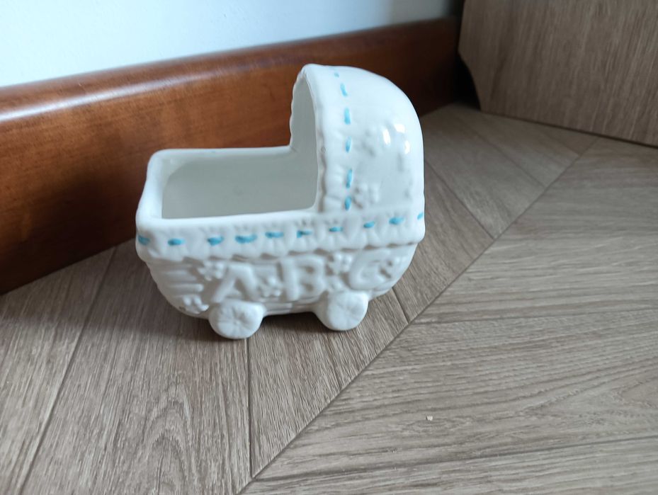 Wózek kołyska pojemnik ozdobny