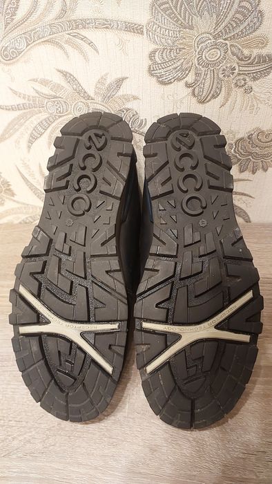 Оригінальні черевики ECCO  з технологією Gore-Tex