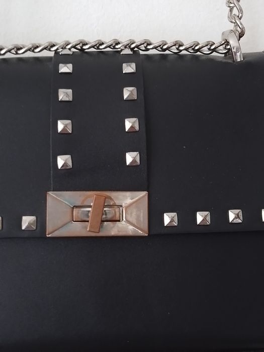 Mala de corrente- Bershka