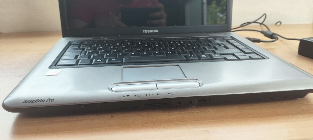 Portátil Toshiba A300