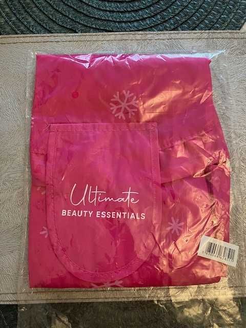 Kosmetyczka MAYANI Ultimate Beauty Essentials - Pink Winter Bag