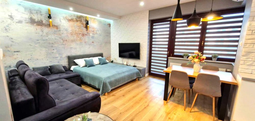 Apartament BLUE CASCADE Dobrego Pasterza, śródmieście, free parking, AQUAPARK. max 4 osoby
