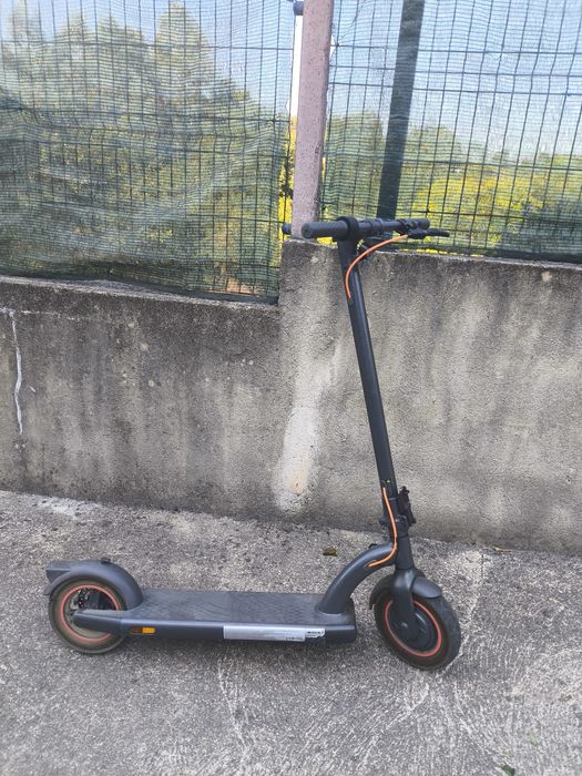 Trotinete elétrica navee