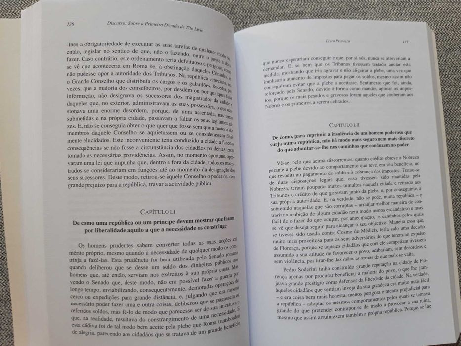 Livro "Discursos sobre a Primeira Década de Tito Lívio" de Maquiavel
