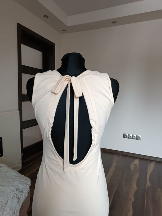 Złota sukienka cekinowa S/M