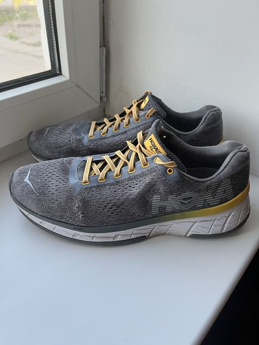 Кросівки HOKA ONE ONE CAVU  розмір 46/29.5