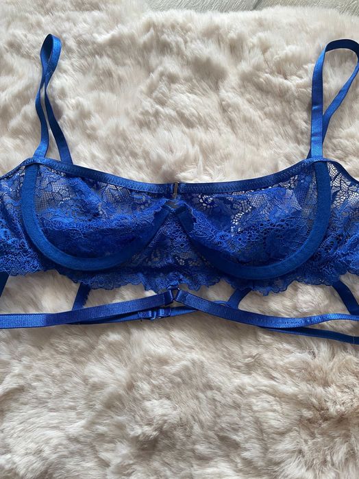 PrettyLittleThing 1x biustonosz M