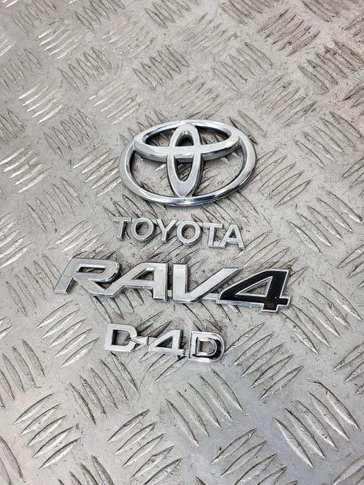 Toyota Rav4 III Emblemat