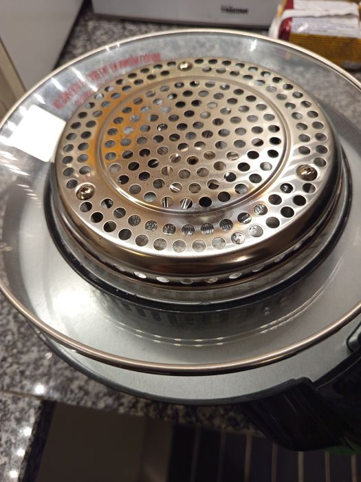 Fritadeira sem óleo como nova